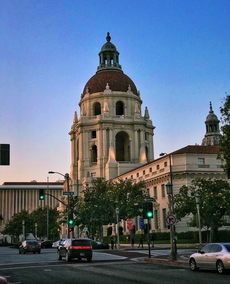 Pasadena City College, South Pasadena California, Pasadena California Aesthetic, Pasadena Aesthetic, Old Town Pasadena, Angeles Aesthetic, Board Collage, Los Angeles Aesthetic, Castle Gardens