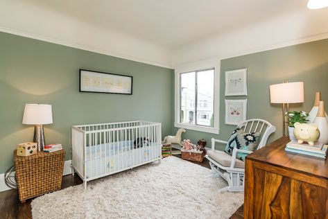 Light Green Nursery, Nursery Guest Room, Baby Room Neutral, Girl Nursery Room, Green Nursery, White Nursery, Green Walls, Baby Room Design, Nursery Baby Room