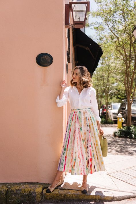 Skirted - Julia Berolzheimer Floral Maxi Skirt Outfit, Mommy Daughter Dresses, Spring Skirt Outfits, Julia Berolzheimer, Cotton Maxi Skirts, Cotton Midi Skirt, Colors And Patterns, Preppy Chic, Printed Maxi Skirts