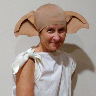 Dobby The House Elf Costume Diy, Doby Costume Diy, Dobby Ears Diy, Dobby Harry Potter Costume, Dobby Costume Women, Diy Dobby Ears, Dobby Costume Diy, How To Make Elf Ears, Diy Dobby Costume