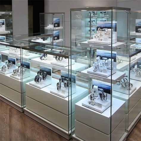 watch tower display case, glass display tower Showcase Store, Luxury Jewelry Display, Bistro Interior, Jewelry Shop Display, Jewelry Store Interior, Store Shelves Design, Jewelry Store Design, Glass Display Case, Kiosk Design