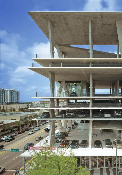 1111 Lincoln Road Parking Garage / Herzog & De Meuron | ideasgn 1111 Lincoln Road, Car Park Design, Ing Civil, Parking Building, Architectural Review, Landscape Gardening, Lincoln Road, Gardening Design, Concrete Structure