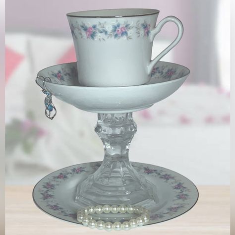 A Sweet Hand Crafted 2 Tier Jewelry Display Tray And Organizer Vintage Rose Patterned China And Faceted Glass About 7.6 Inch Height See Pictures For More Detail Of The Approximate Measurements 2 Layers Materials: Vintage China And Glass Versatile With Lots Of Storage Opportunities. Hang Earrings On The Teacup And Top Bowl Rim. Store Many Different Items Inside The Teacup. Use The Bottom Layer For Rings And Bracelets Etc. A Beautiful Way To Display And Organize Earrings, Bracelets, Rings, Necklac Organize Earrings, Hang Earrings, Layer Jewelry, Glassware Crafts, Teacup Crafts, Souvenir Jewelry, Rings And Bracelets, Jewelry Tray Display, Display Tray