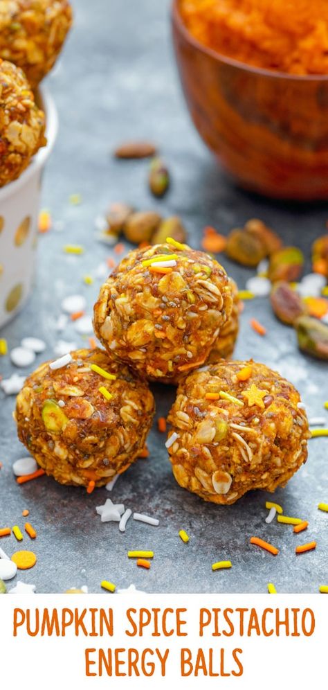 Pistachio Energy Balls, Pumpkin Energy Balls, Pumpkin Breakfast, Medicine Tips, Healthy Grains, Healthy Ingredients, Energy Balls, Starters Recipes, Energy Bites