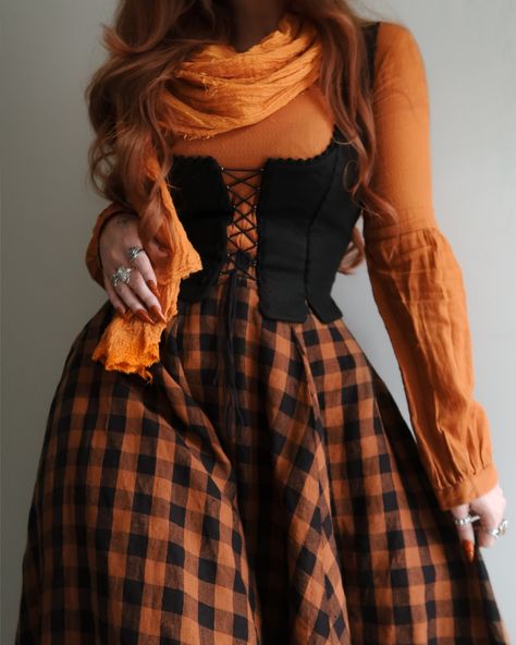 We’re off to get PSL’s, haunt Halloween stores, walk on crunchy leaves and pick pumpkins at the pumpkin patch!🎃 The theme is Pumpkins & Plaid 🧡🖤 Which outfit are you wearing 1-10?!? . I posted some of these over on Threads last week and realised pumpkins + plaids have been a common spooky ssn theme over the years, especially pumpkin plaid!! 🧡🖤☺️🍂 I’m finally heading to the pumpkin patch next week and deciding which outfit to wear! Lmk your faves in the comments!! . #pumpkinplaid #spookyseaso... Cottagecore Fall Outfits, Dark Cottagecore Outfits, Linen Bustier, Halloween Stores, Leaf Belt, Patch Skirt, Witchy Outfits, Fall Cottagecore, Cottagecore Fall