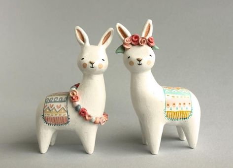 Clay Creatures, Easy Clay Sculptures, Pot People, Clay Figurines, Air Dry Clay Projects, Cerámica Ideas, Clay Diy Projects, Ceramic Artwork, Cute Polymer Clay