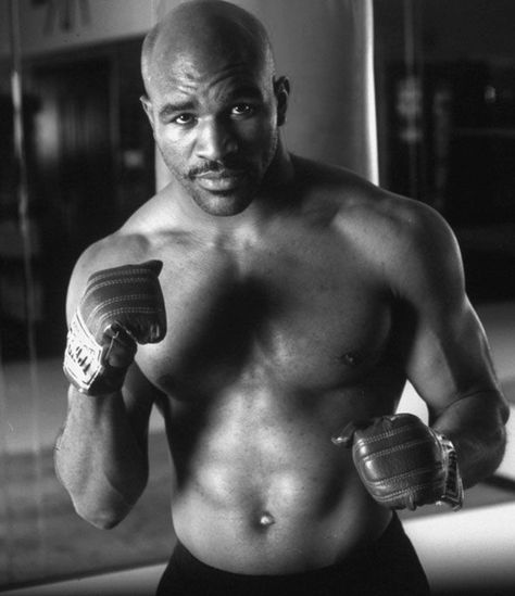 Legendary quote: Evander Holyfield @evanderholyfield "A setback only paves the way for a comeback." Evander Holyfield, Boxing, The Way, Sports, Quotes, Quick Saves