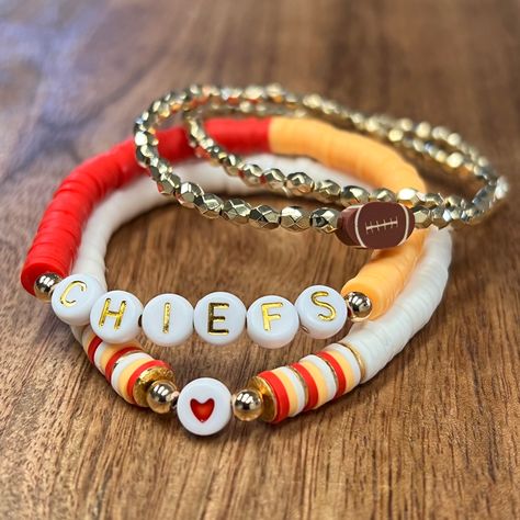 "This Chiefs bracelet set will surely add to all the game day attire perfect!  Your Chiefs a different color combo? No worries, just leave info in the personalization section!! These are standard 7\" but can be made to any requested size." Game Day Bracelet, Kc Chiefs Bracelets, Chiefs Clay Bead Bracelet, Kc Chiefs Bracelet, Chiefs Bracelet Ideas, Cute Friendship Bracelets Colors, Midnight Bracelets, Chiefs Bracelet, Broncos Bracelet