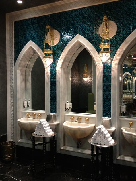 Jumeirah Zabeel Saray The Palm UAE.  Lavatory, rest room.  Lobby.  Gorgeous wash hand basins Basin Design Modern, Wash Basin Design, Bathroom Designs Ideas, Fluted Vanity, Modern Pedestal Sink, Islamic Interior Design, Hotels In Dubai, Ladies Bathroom, Arabian Decor