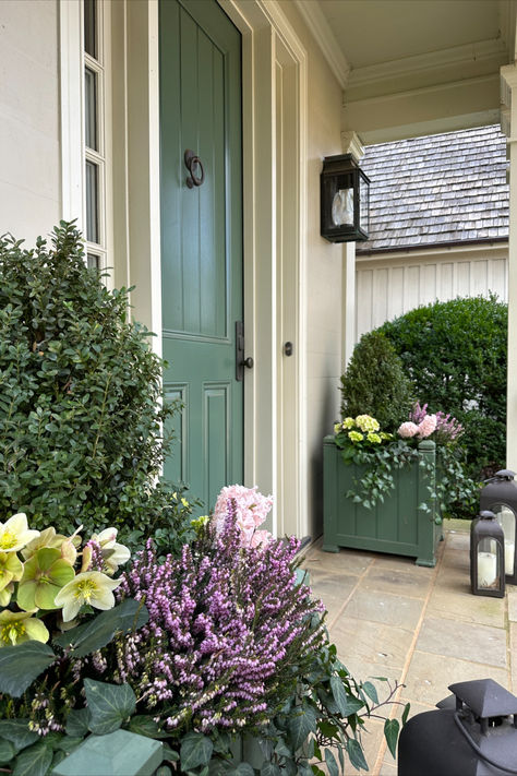 Front Door Decor: How to Make an Entrance | The Scout Guide Exquisite Gardens, Scout Guide, The Scout, Front Entrance, Front Entrances, Garden Living, Exterior House, Front Door Decor, Door Decor