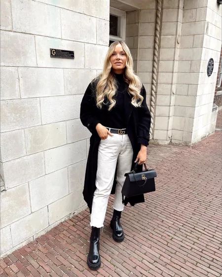 Slim Mom High Ankle Jeans curated on LTK High Ankle Jeans, Slim Mom Jeans, Flat Ankle Boots, Fashion And Beauty Tips, Ankle Boots Flat, Ankle Jeans, Simple Outfits, Mom Jeans, Beauty Hacks