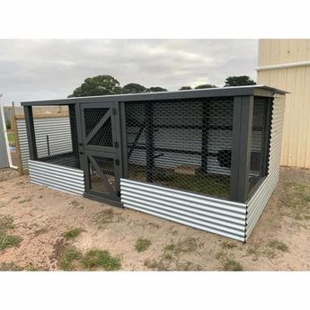 Nokuthula Mavuso on Twitter: "Nice hokkies. https://t.co/sKdUPugX9S" / Twitter Backyard Chicken Coop Plans, Wind Break, Chicken Coop Designs, Farm Ideas, Chicken Coop Plans, Backyard Chicken Coops, Poultry Farm, Backyard Farming, Private School