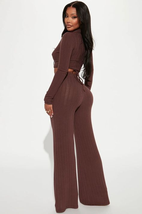 Women's Alexandrea Long Sleeve Pant Set in Brown Size Small by Fashion Nova Check more at https://sharethelinks.com/womens-alexandrea-long-sleeve-pant-set-in-brown-size-small-by-fashion-nova/ Pant Flare, Jodie Joe, Application Icon, Cozy Pants, Flare Pant, Mock Neck Long Sleeve, Top And Pants Set, 50 Style, Brown Pants