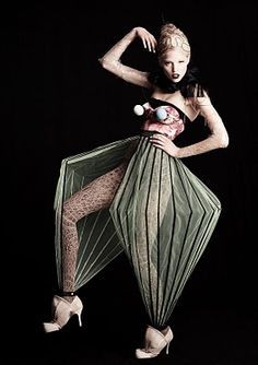 CORSET BY PHOENIX, BRA WORN UNDERNEATH BY VOODOO CUSTOMISED BY STYLIST, PANTS BY AMY DAVIDSON, SHOULDER PADS BY LOVE CHILE, NECKLACE BY BAANU COUTURE Denim Jacket Diy, Circus Fashion, Structured Fashion, Sculptural Fashion, Geometric Fashion, 2011 Fashion, Iris Van Herpen, Weird Fashion, Avant Garde Fashion