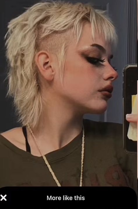 Punk Haircut, Futuristic Style, Cut And Color, Blue Hair, Short Hair Cuts, Hair Inspo, Style Me, Cool Hairstyles, Short Hair Styles