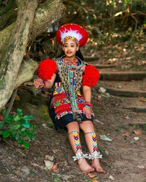 A Zulu Bride 😍❤️💍 #TheAfricanDream - The African Dream Traditional Zulu Wedding Attire, Zulu Wedding Attire, South African Traditional Dresses Zulu, African Traditional Dresses Zulu, Zulu Women Beauty, Zulu Traditional Wedding Dresses, Zulu Bride, Zulu Traditional Wedding, Zulu Wedding