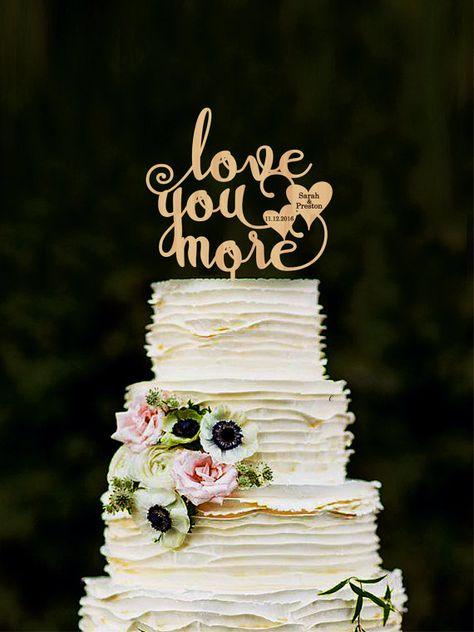 Wedding Cake Toppers Letters, Bridal Cake Topper, Wood Cake Topper Wedding, Heart Wedding Cake Topper, Wood Wedding Cakes, Different Wedding Cakes, Letter Cake Toppers, Heart Wedding Cakes, Wedding Cake Fresh Flowers