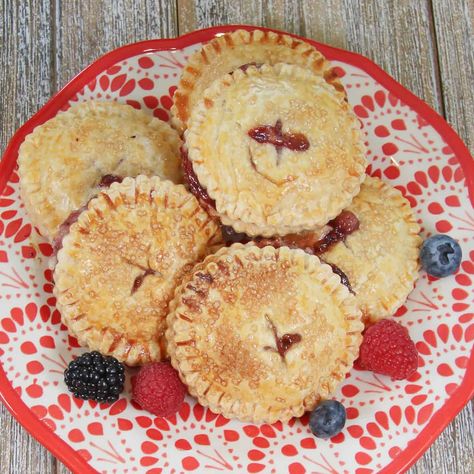 Cream Cheese Hand Pies, Cheese Hand Pies, Wheat Muffins, Pie Pockets, Raspberry Cream Cheese, Whole Wheat Muffins, Hand Pie, Raspberry Cream, Raspberry Preserves