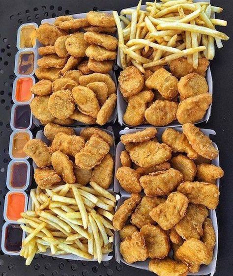 Food Recipes - Food - Food Goals - Food Quotes - Food Easy - Food Yummy - Food 2024 - Food For Baby - Food Menu Food Therapy, Yummy Comfort Food, Food Goals, Unhealthy Food, Chicken Nuggets, Food Humor, Food Obsession, French Fries, Pretty Food