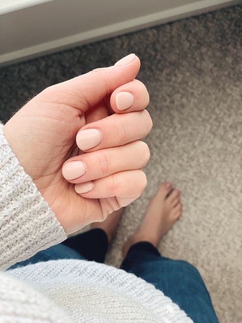 Dip Nails Short Natural, Minimalist Dip Nails, Cute Short Dip Nails, Dip Nails Short, Wedding Nail Polish, The Small Things Blog, Small Things Blog, Dip Manicure, Small Nails