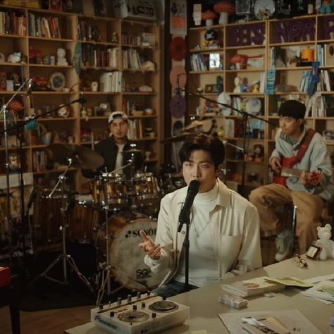 RM on Tiny Desk (Concert) #BTS #Namjoon #RM Concert Music #BTSARMY Tiny Desk Concert, Stephen Thompson, Tiny Desk, Tiny Desks, Bts Namjoon, Office Home, Desk, Bts, Concert