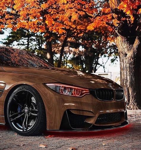 Brown Car Wrap, Jeep Wrangler Sport Unlimited, Brown Car, Dream Cars Bmw, Cars Bmw, Color Madera, Bmw Wallpapers, Jeep Wrangler Sport, Chrysler 300c