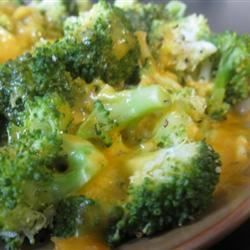 Easy Broccoli And Cheese, Brocoli And Cheese, Easy Broccoli Recipes, Broccoli And Cheese Recipe, How To Cook Broccoli, Easy Broccoli, Easy Cheese Recipes, Vegetable Side Dishes Recipes, Side Dishes Recipes