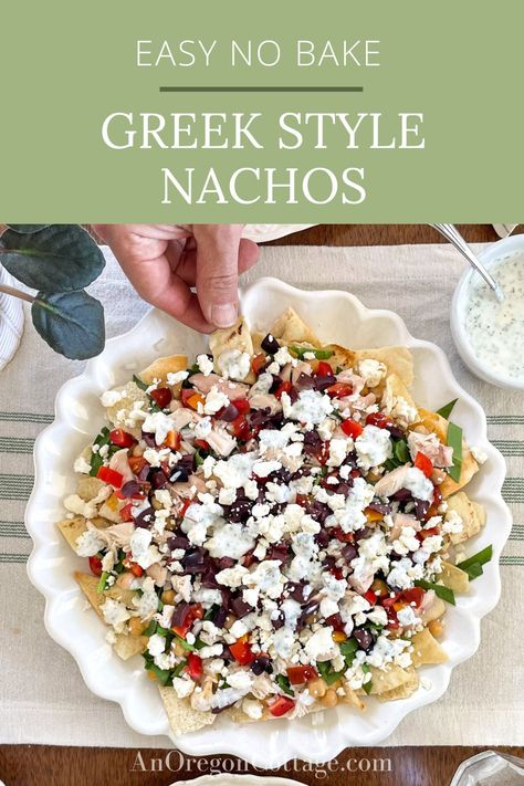 Healthy Delicious Dinner, Greek Nachos, Gluten Free Pita, Baked Pita Chips, Healthy Vegetable Recipes, Fall Entertaining, 15 Minute Meals, Simple Dinner, Nachos Recipe