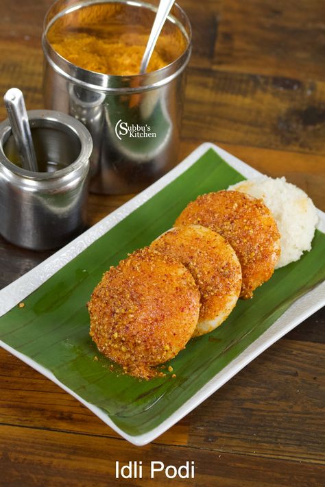 Idli Podi is one of the best accompaniment for the Idli/Dosa. Hot Idli / Dosa are served with a teaspoon for Idli Migai Podi and gingely oil. One of the best combo ever. Podi Idli Photography, Dosa Podi Recipe, Podi Dosa, Milagai Podi Recipe, Idli Podi Recipe, Mango Kulfi, Podi Recipe, Masala Powder Recipe, Idli Dosa