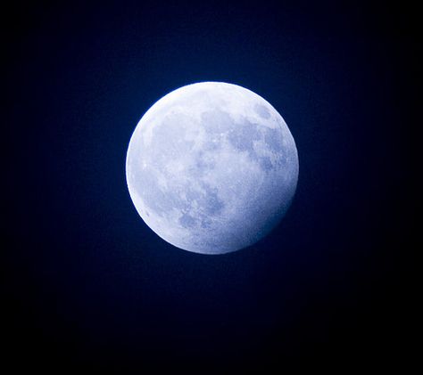 Penumbral Lunar Eclipse | Not my finest handheld hour! | Flickr Libra Lunar Eclipse, Penumbral Lunar Eclipse, Lunar Eclipse In Pisces, Full Moon Lunar Eclipse, Lunar Eclipse Pictures, Blood Moon Lunar Eclipse, Lunar Eclipse, Astrology, Moon