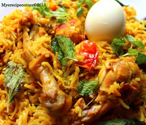 Speciality Recipes From My(e) Kitchen.: Muslim's Chicken Biryani- Fail-Safe Recipe Best Indian Recipes, Indian Rice Recipes, Chicken Biryani Recipe, Mutton Recipes, Chicken Biryani, Halal Recipes, Pakistani Food, Malaysian Food, Biryani Recipe