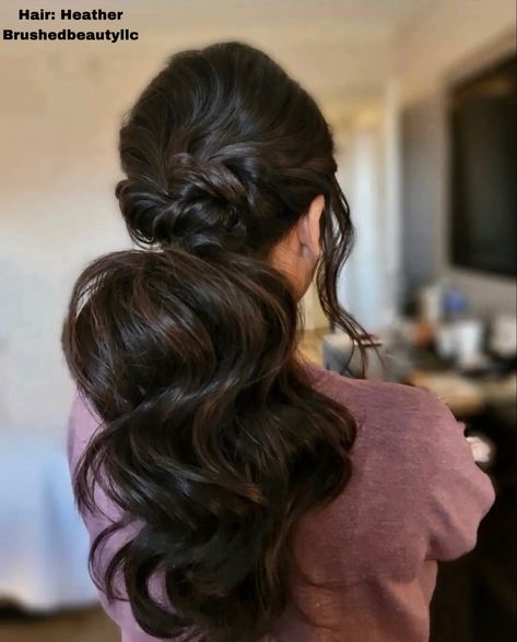 Bridal Ponytail, Future Wedding Plans, Wedding Hair And Makeup, Ponytail Hairstyles, Brown Hair, Veil, Future Wedding, Bridal Hair, Hair Inspo