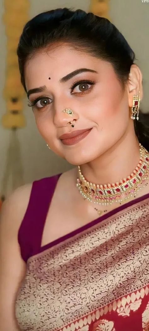 Hruta Durgule Wedding Hd Photos, Hruta Durgule In Saree, Hruta Durgule Hd Photos, Hruta Durgule Hd Photos Instagram New, Hruta Durgule, Maharashtrian Jewellery, Indian Bride Makeup, Bride Photos Poses, Bride Photos