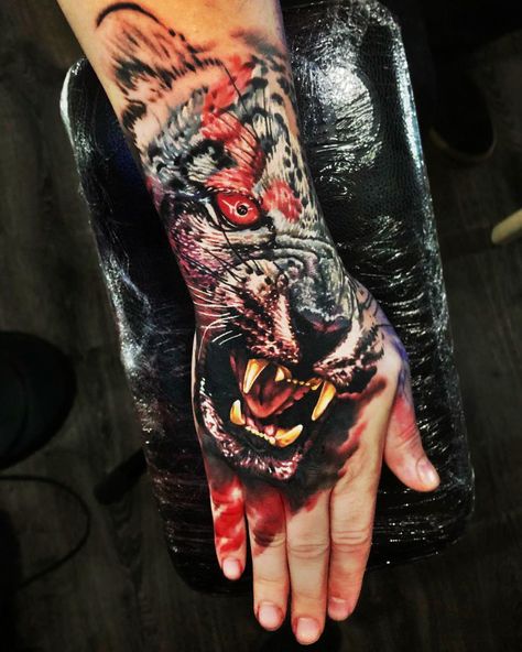 Jaguar Hand Tattoo, Wild Tiger Tattoo, Tattoo Time Lapse, Hand Tattoo Images, Wicked Tattoos, Cool Chest Tattoos, Wild Tiger, Chest Piece Tattoos, World Tattoo