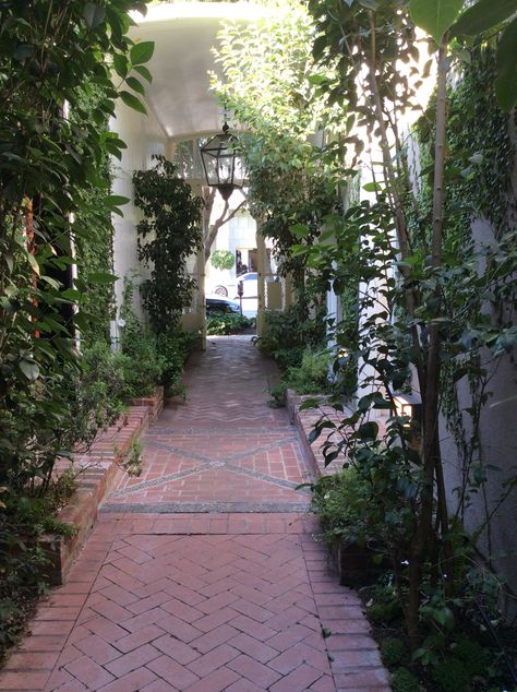 An alleyway off Melrose Place, Los Angeles Front Path, Melrose Place, Los Angeles Homes, Gate, Angeles, Angel, Los Angeles