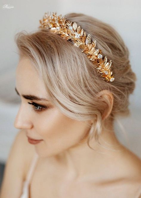 Bridal accessories and beauty | Wedding hair and makeup ideas | Rose gold Bridal Headpieces - Belle The Magazine #headpiece #weddinghairstyles #hairstyles #hair #updo #bride #bridal #weddinghair #beauty Rose Gold Bridal Headpiece, Grecian Headpiece, Updo Bride, Leaf Tiara, Gold Leaf Crown, Gold Leaf Headband, Wedding Hairstyles And Makeup, Tiara Gold, Leaf Crown