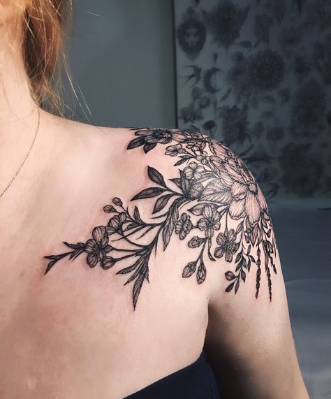 Planting Tattoo, Tattoos For Women On Thigh, Floral Tattoo Shoulder, Wildflower Tattoo, Floral Tattoo Sleeve, Shoulder Tattoos For Women, Wrist Tattoos For Women, Tattoo Feminina, Feminine Tattoos