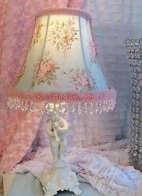 Shabby Chic Decorating, Bell Lamp, Shabby Chic Lamp Shades, Styl Shabby Chic, Lamp Pink, Chic Lamp, Fabric Lamp, Shabby Chic Lamps, Shabby Chic Living