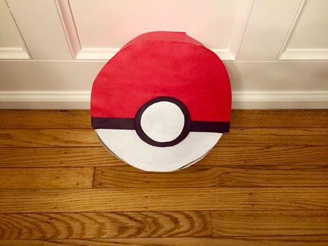 Need Valentine's Day mailbox ideas? Make a Poké Ball ... using a shoebox. | MyFixitUpLife Poke Ball Valentines Boxes, Pokeball Valentine Box Ideas, Valentine Shoe Box Ideas, Shoe Box Ideas, Diy Valentine's Mailbox, Money Box Diy, Valentines Puns, Mailbox Ideas, Valentine Mailbox