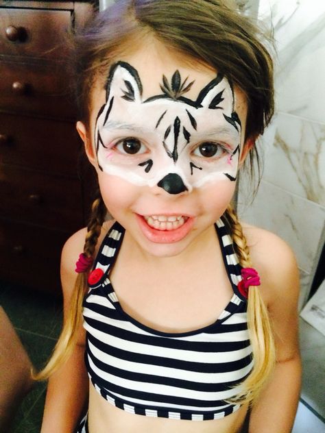 Zebra face paint Zebra Face Paint For Kids, Face Paint For Kids Easy, Zebra Face Paint, Face Paint For Kids, Paint For Kids, Zebra Face, Recipes Using Bananas, International Friendship Day, Face Painting Easy