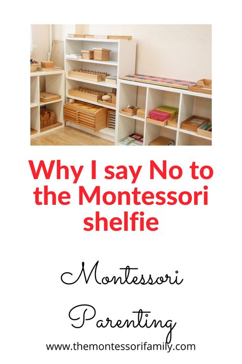 Why I say No to the Montessori shelfie, aka taking a picture for your Social Media of what is your Montessori shelf. A Montessori shelfie can inspire you, but above all, your child should be the one inspiring you! I want to remind you to not be worried because your shelfie picture is not as beautiful as some Instagram accounts you follow. Waldorf Toy Shelf, Montessori Toy Display, Cheap Montessori Ideas, Small Montessori Nursery, Montessori Shelf Ikea, Diy Montessori Toy Shelf, Living Room Montessori, Montessori Organization Ideas, Montessori Play Shelf