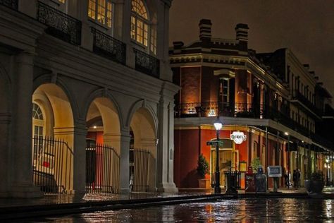 The Ghost Stories About Muriel’s In New Orleans Will Keep You Up At Night New Orleans Halloween, New Orleans Architecture, Jackson Square, Most Haunted Places, The French Quarter, Bourbon Street, Ghost Hunters, Most Haunted, Crescent City