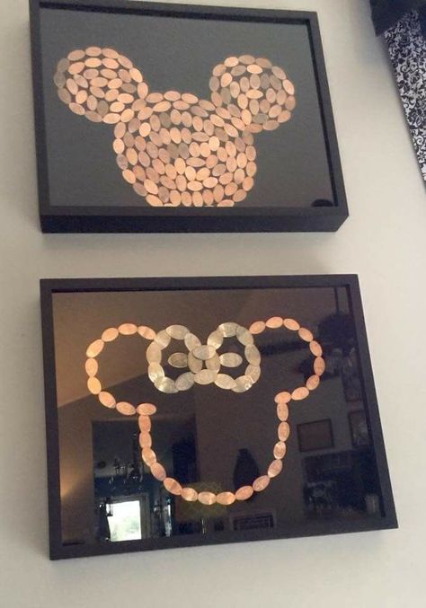 collectible pressed pennies from disney world Casa Disney, Deco Disney, Diy Hack, Disney Rooms, Disneyland Pictures, Mickey Mouse Minnie Mouse, Disney Wall, Disney Home Decor, World Press