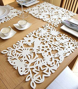 enchanted fretted felt placemats (DIY with a scroll saw or exacto knife and use 1/4"-1/2" thick felt) Exacto Knife, Diy Placemats, Laser Projects, Craft Foam, Laser Art, Cnc Projects, Scroll Saw Patterns, Woodworking Jigs, 3d Laser