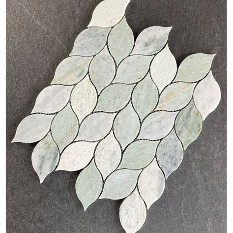 ES Stone 4" x 2" Marble Novelty Mosaic Tile & Reviews - Wayfair Canada Tile Showers, Green Backsplash, Countertop Colours, Merola Tile, Mosaic Wall Tiles, Marble Mosaic Tiles, Tile Designs, Marble Mosaic, Diy Farmhouse