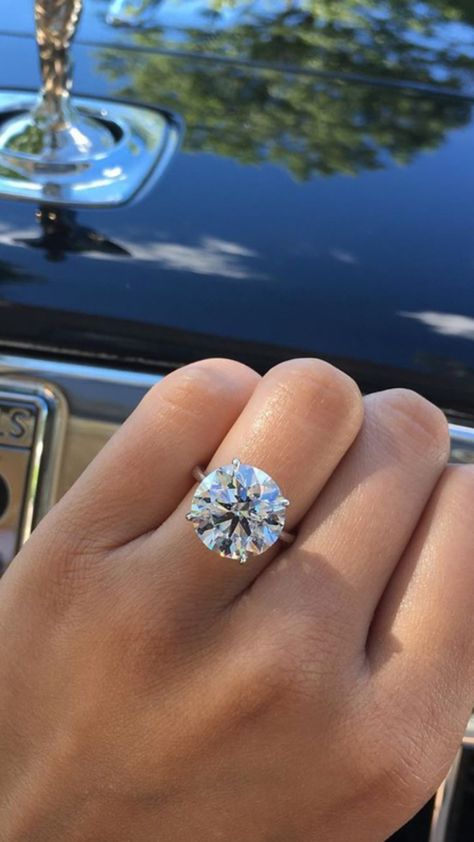 6 Carat Round Engagement Ring, 10 Carat Round Diamond Ring, 6 Carat Round Diamond Ring, 3.5 Carat Round Engagement Ring, 5 Carat Diamond Ring Round, 5 Carat Round Diamond Ring, Engagement Rings 4 Carat, Large Engagement Rings, Round Brilliant Engagement Ring