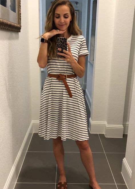 striped t-shirt dress with leather belt Tahirt Dresses, Belted T Shirt Dress, T Shirt Dress With Belt, Dress With Leather Belt, Stripped Dress Outfits, Style Tshirt Dress, How To Style Tshirt Dress, T Shirt Under Dress Outfits, Dress With Belt