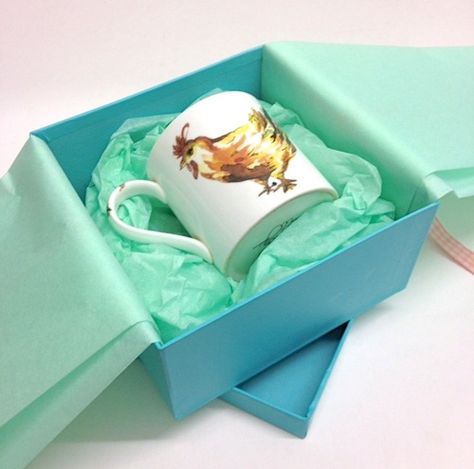 Gift Wrapping Project - Lining gift boxes with Tissue and Ribbon » Jane Means Tissue Paper In Gift Boxes, Tissue Paper Gift Box Packaging Ideas, Prize Ideas, Gifts Wrapping, Gifts Wrapping Diy, Creative Gift Wrapping, My Gift, Professional Gifts, Paper Gift Box