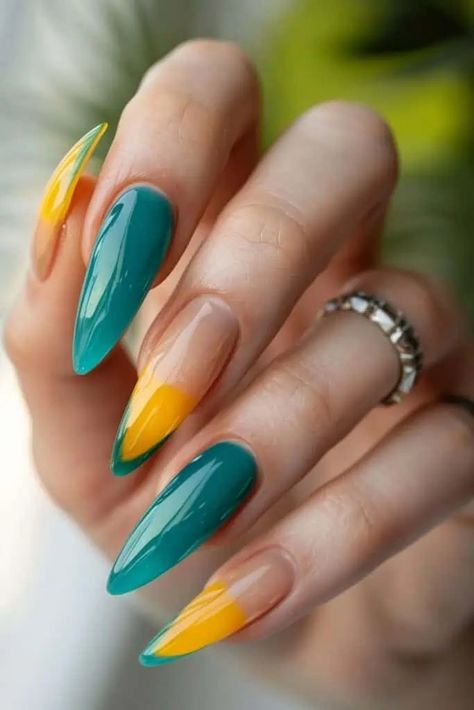 Neon Green And Blue Nails, Green And Blue Nails, Aura Nail, Aura Nails, Green Nail Designs, Naruto Drawings, Stiletto Nails Designs, Gradient Nails, Yellow Nails