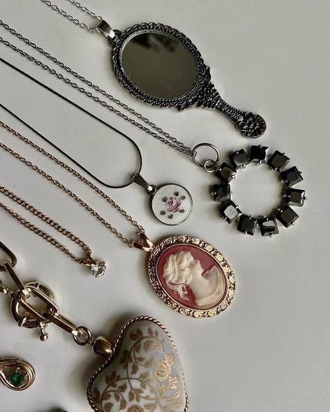 — Vintage & preloved necklace collection. Thursday June 13th @ 4pm est. www.vaiges.com | worldwide shipping [ dried flower cameo porcelain gold heart pearl dainty gold & silver vintage necklaces ] Necklace Collection, Vintage Necklaces, Gold Heart, Dried Flower, Heart Of Gold, Vintage Necklace, Dried Flowers, Silver Gold, Porcelain